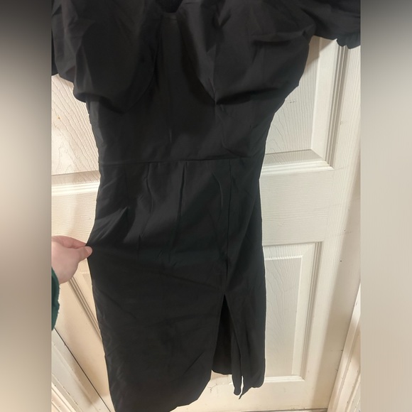 ▪️Super Cute Black Dress▪️ - Picture 4 of 5